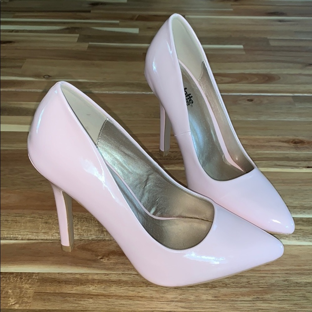 Light pink heels